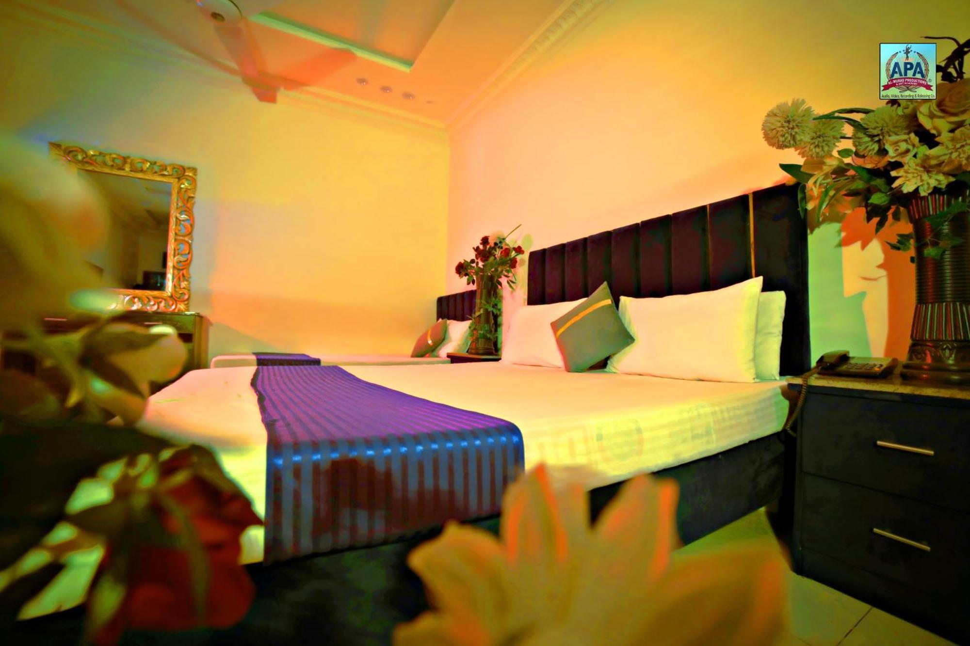 Quick Continental Hotel - Jail Road Lahore Eksteriør billede