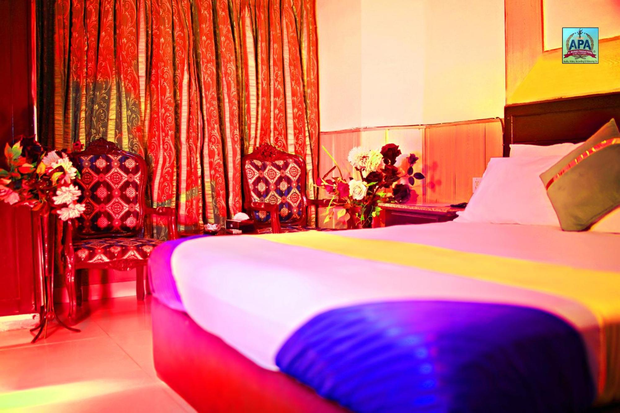 Quick Continental Hotel - Jail Road Lahore Eksteriør billede